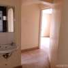 SPACIOUS MASTER ENSUITE TWO BEDROOM TO LET thumb 3