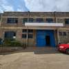 7,500 ft² Warehouse with Parking in Industrial Area thumb 2