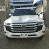 Toyota Land cruiser VX White 2021 thumb 0