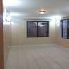 5 Bed Townhouse with En Suite at Ridgemount Court thumb 0