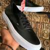 Vans off the wall
Soft leather
Sizes 38-45 thumb 2