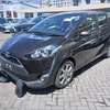 Toyota Sienta purble thumb 2