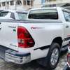 Toyota Hilux double cabin white 2017 thumb 9