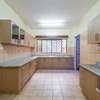 3 Bed Apartment with Parking in Westlands Area thumb 4