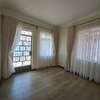 Furnished 2 Bed Apartment with En Suite at Close To Un thumb 18