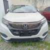 Honda Vezel Hybrid white 2018 thumb 0