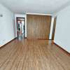 3 Bed Apartment with En Suite in Riverside thumb 7