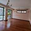 5 Bed Townhouse with En Suite in Lavington thumb 3