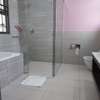 5 Bed Townhouse with En Suite in Ridgeways thumb 3