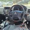 Mitsubishi  pajero thumb 1