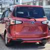 Toyota Sienta pink 2017 hybrid thumb 11