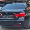 BMW 318i thumb 3