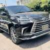Lexus LX570 2016 Black thumb 1