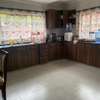 5 Bed Villa with En Suite in Redhill thumb 2