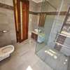 5 Bed House with En Suite in Lavington thumb 0