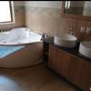 5 Bed Townhouse with En Suite in Lavington thumb 4
