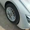 BMW 320i thumb 6