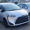 Toyota Sienta non hybrid 2018 silver thumb 8