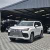 Lexus LX500d 2024 White thumb 2