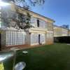 5 Bed Townhouse with En Suite in Riverside thumb 3