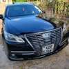 TOYOTA CROWN WITH SUNROOF thumb 0