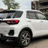 Toyota Reize 2018 thumb 3