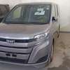 Toyota Noah gold 2018 thumb 1