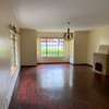 5 bedroom townhouse all ensuite with a Dsq available thumb 4