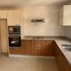 3 bedroom apartment all ensuite with a Dsq thumb 3