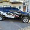 Toyota Hilux double cabin black 2017 thumb 2