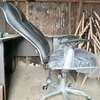 Executive Lshaped desk plus executive office leather chair thumb 0