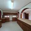 5 Bed House with En Suite in Gigiri thumb 48