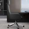 Modern Executive Chair – High-End Synthetic Leather thumb 1