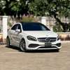 mercedes A180 amg line with panoramic sunroof thumb 7