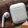 iPhone Airpods thumb 4