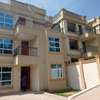 5 bedroom townhouse for sale in Windsor thumb 12