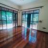 4 Bed Villa with En Suite in Karura thumb 16
