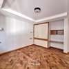 4 Bed Apartment with En Suite at Riverside Drive thumb 8