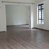 5 Bed Townhouse with En Suite in Rosslyn thumb 12