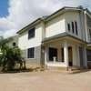 4 Bed Townhouse with En Suite at Yukos thumb 0