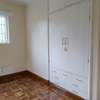 4 Bed House with En Suite in Rosslyn thumb 9