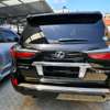 Lexus lx570 black thumb 3