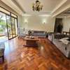4 Bed Apartment with En Suite in Riverside thumb 10