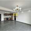 2 Bed Apartment with Gym in Riverside thumb 19