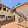 5 Bed House with En Suite at Runda thumb 2