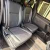 Toyota Esquire 2018 2wd thumb 5