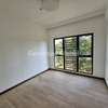 2 Bed Apartment with En Suite in Rosslyn thumb 5