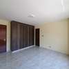 4 Bed Apartment with En Suite in Parklands thumb 6