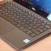 Dell XPS 13 9350  Touchscreenlaptop thumb 2