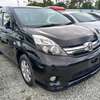 TOYOTA ISIS NEW IMPORT. thumb 0